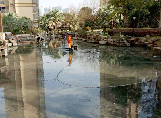 武定景观池淤泥清理